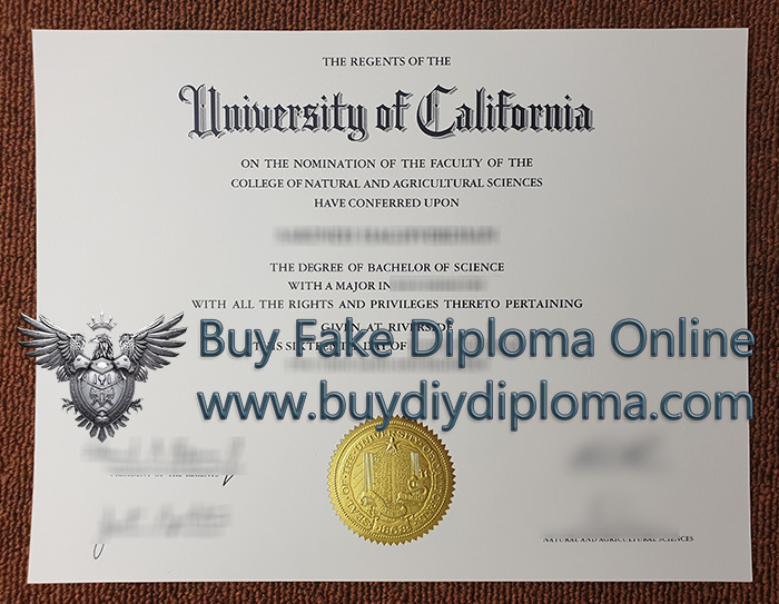 [Bild: UC-Riverside-diploma.jpg]